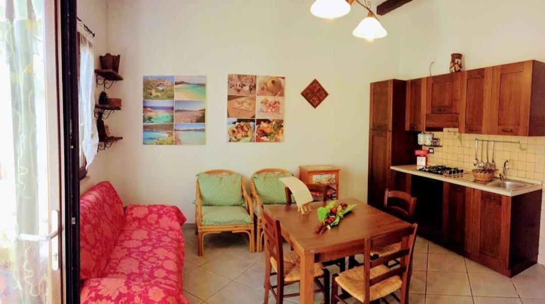 B&B Su Frori Arrubiu Teulada Bagian luar foto