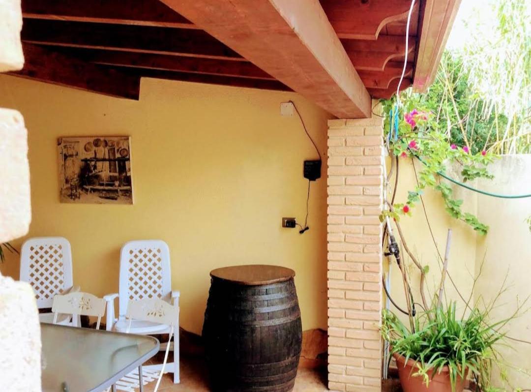 B&B Su Frori Arrubiu Teulada Bagian luar foto